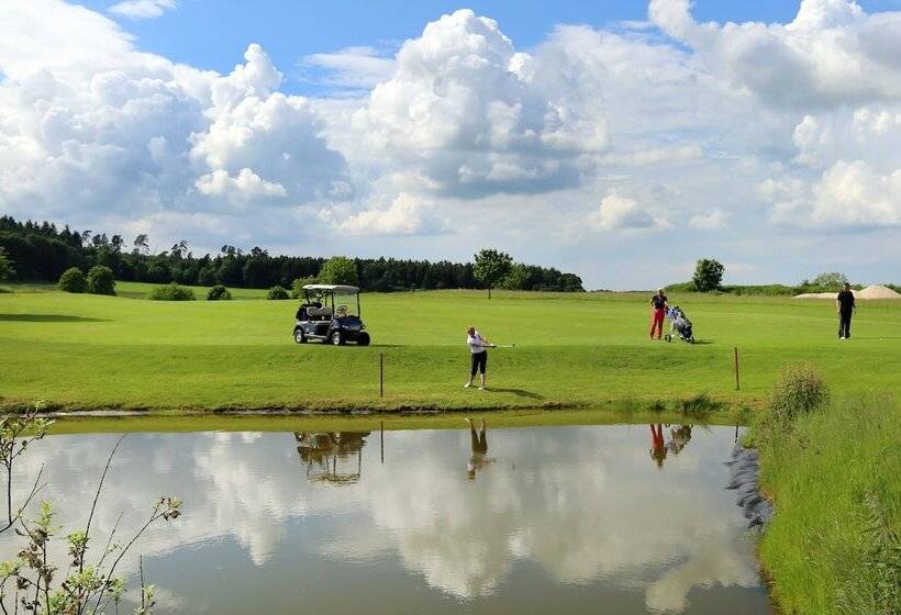 호텔 Apartments Golfpark Schlossgut Sickendorf