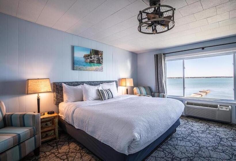هتل Beachfront Inn