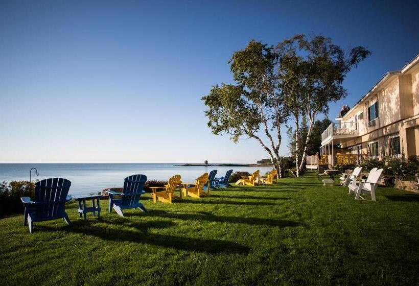هتل Beachfront Inn