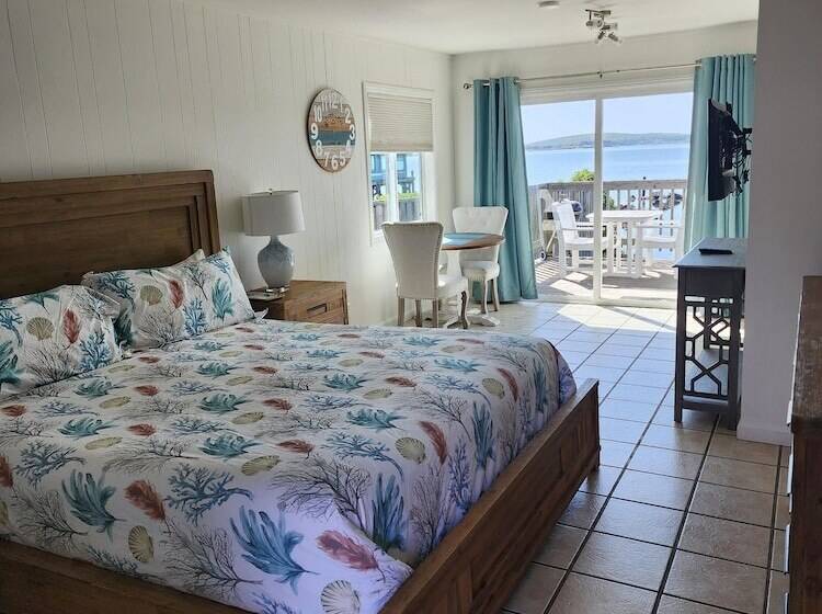 هتل Bodega Harbor Inn