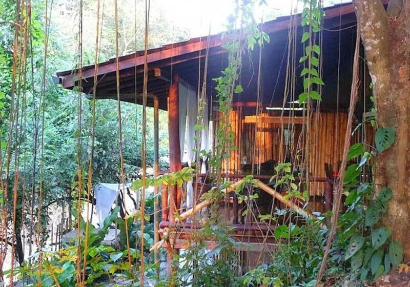 هتل Canaima Chill House