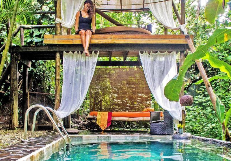 هتل Canaima Chill House