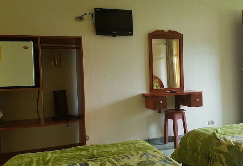 هتل Fas B&b