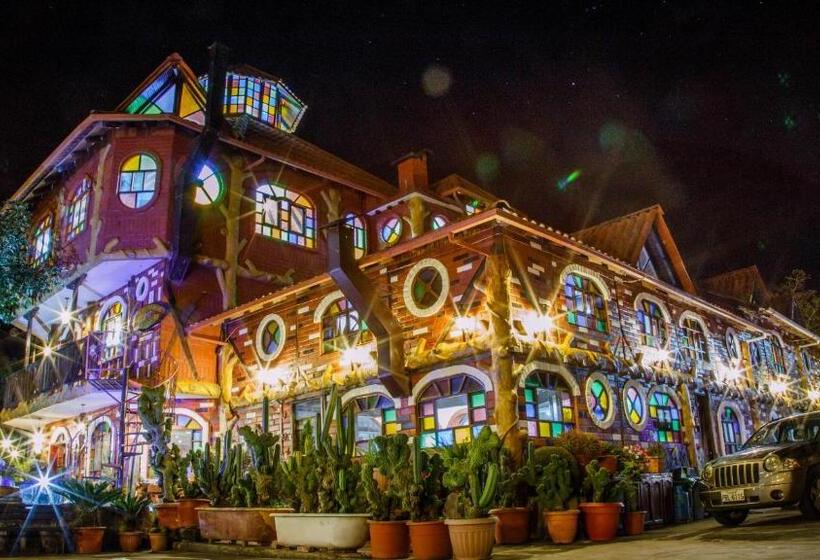 فندق Jardines De Chamana