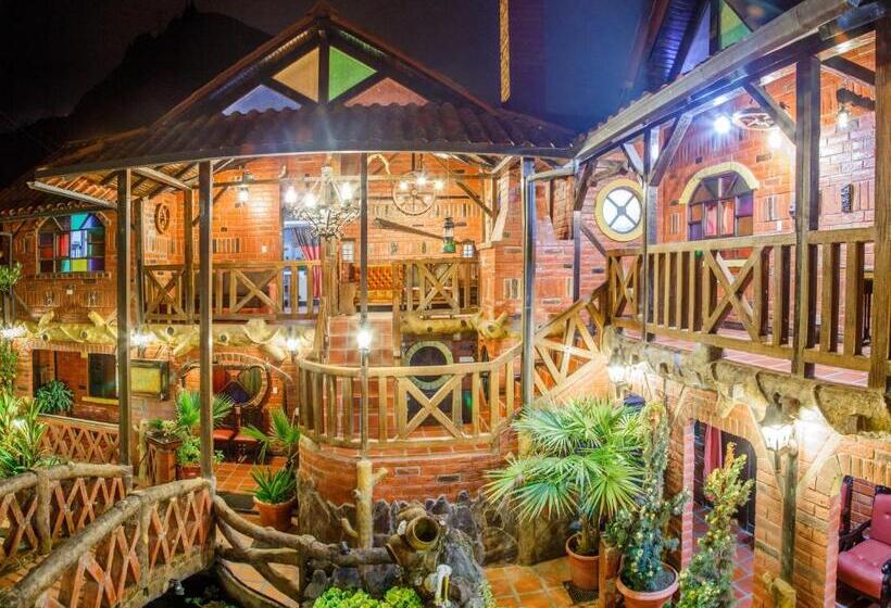 فندق Jardines De Chamana