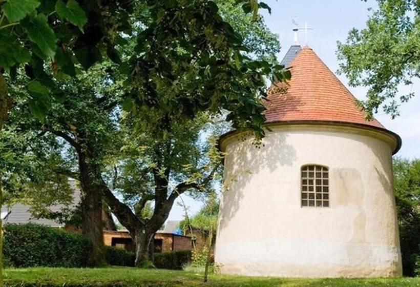 هتل Luther Birke Wittenberg