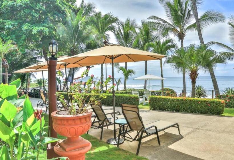 فندق The Backyard Beachfront