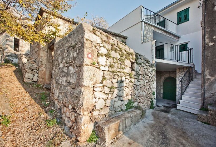 هتل Villa Vinka