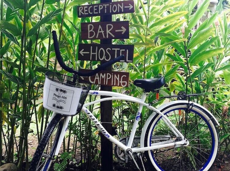 Playa 506 Beachfront Hostel