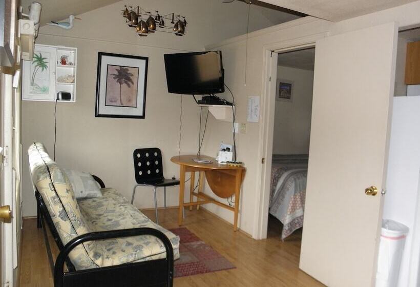 Sea Haven Motel & Guest House