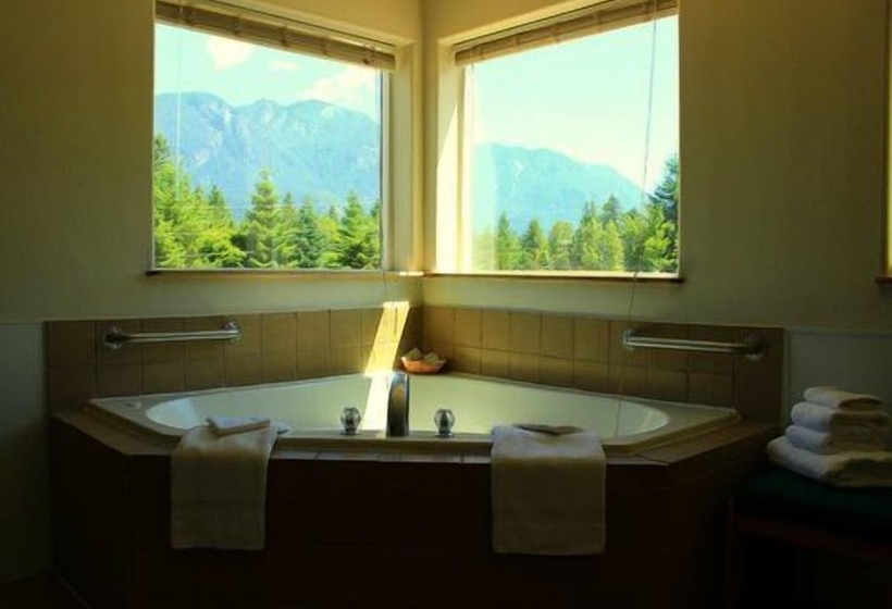 Stevens Pass Motel