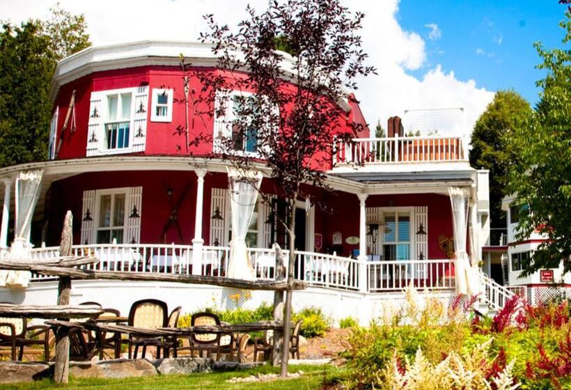 هتل Auberge De La Tour Du Lac