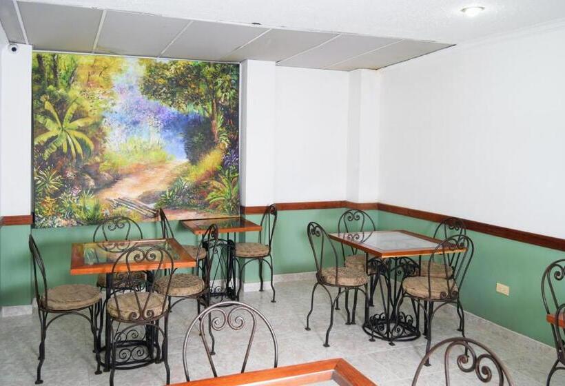 ホテル Bolivar Plaza