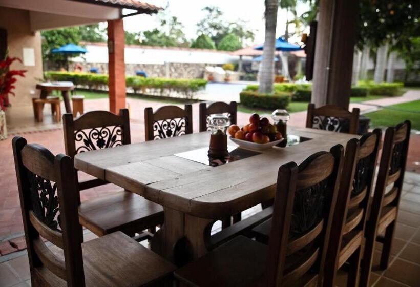 هتل Boutique Villas De San Sebastián