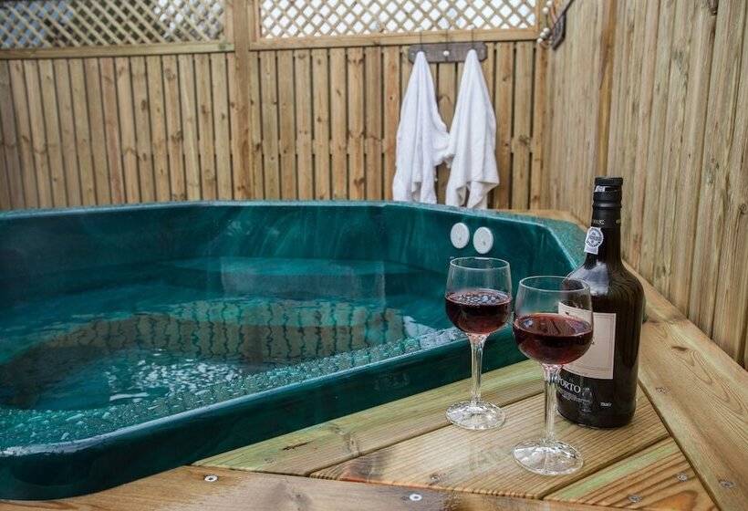 هتل Guesthouse Garun, Skolavellir