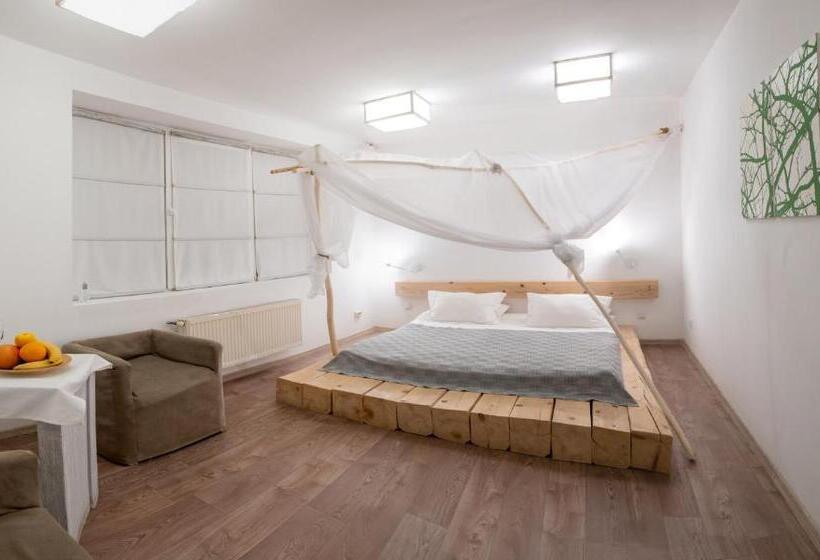 هتل Higina Spa