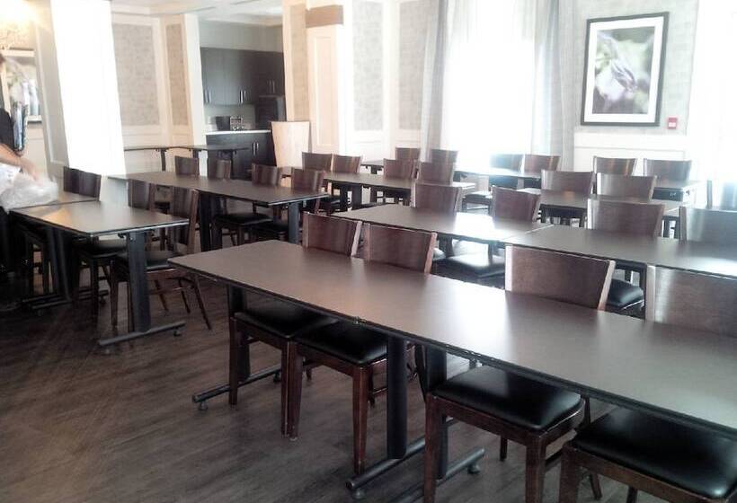 هتل Hôtel Shediac