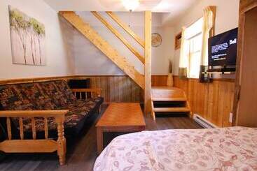 هتل Kouch Chalets