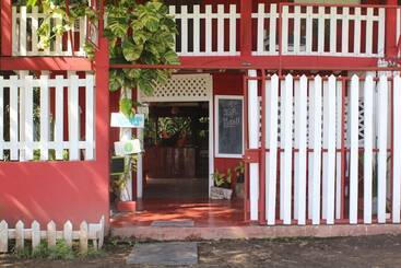 هتل La Casona De Tortuguero