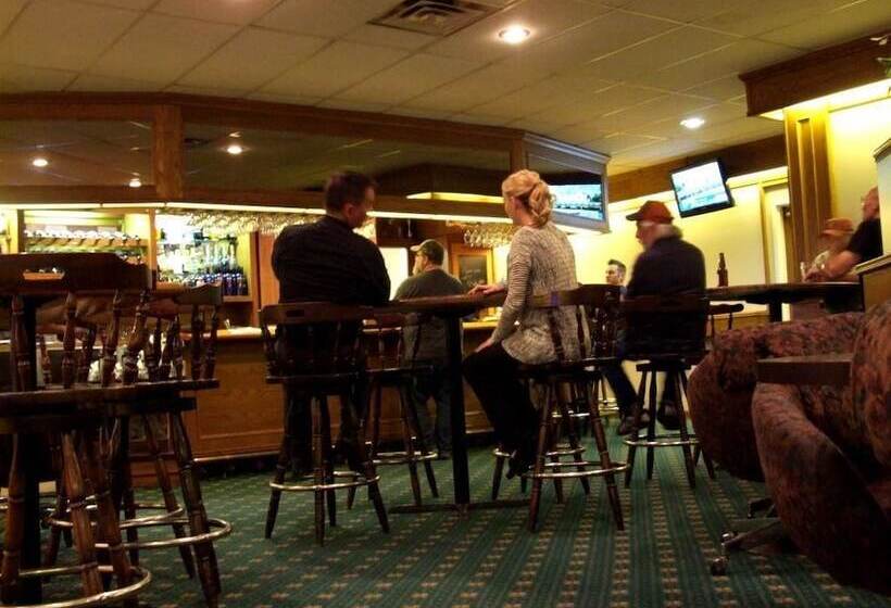 فندق Lakeland Inn