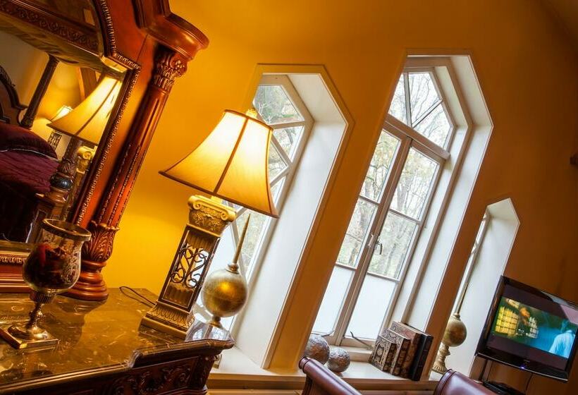 هتل Landgoed Huis De Voorst