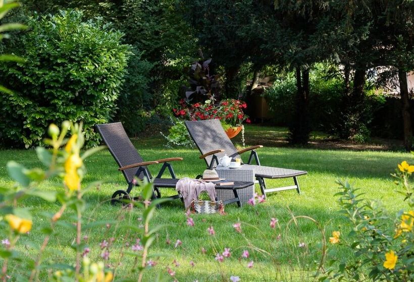 בית מלון כפרי Logis Hostellerie La Chaumiere