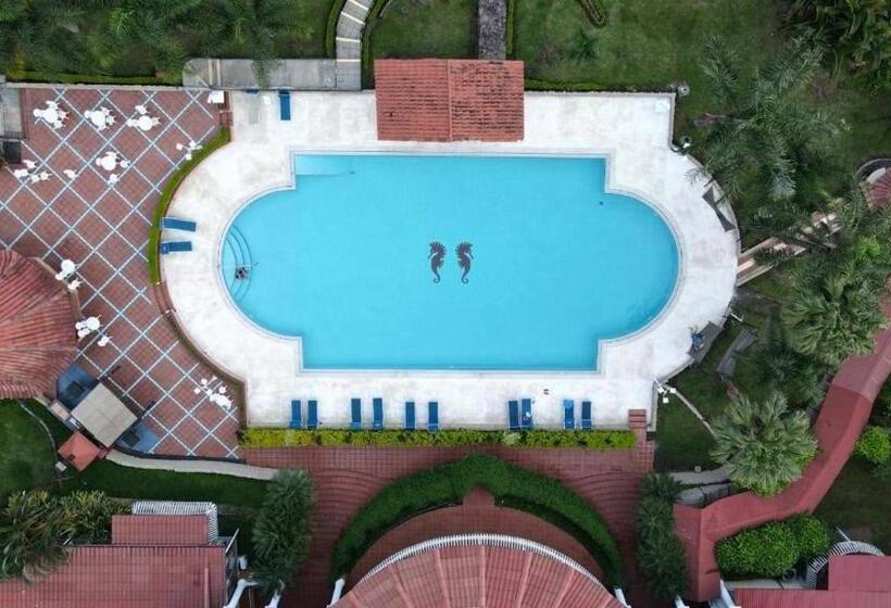 هتل Martino Spa And Resort