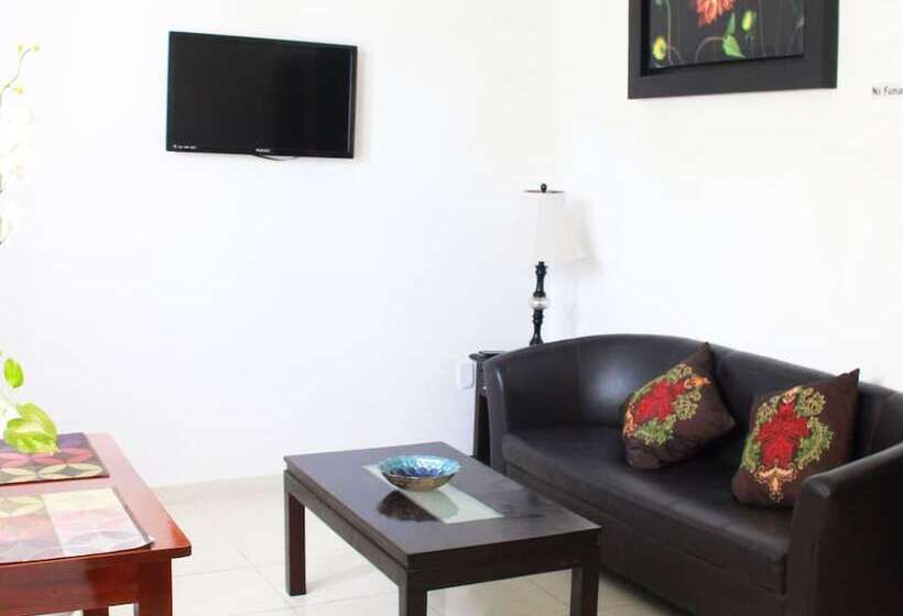 Fotos del hotel Nadet Suites:  28 Fotos del hotel Nadet Suites:  28