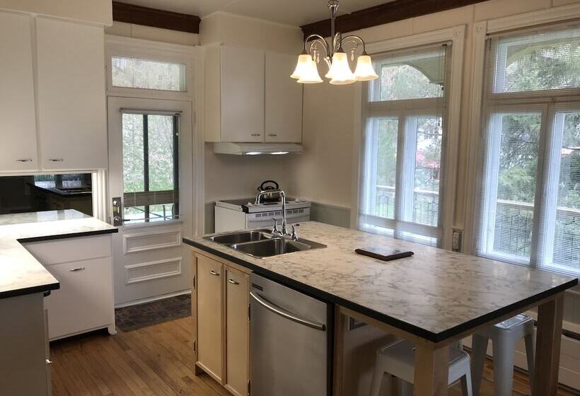 فندق Petite Maison Dans La Prairie