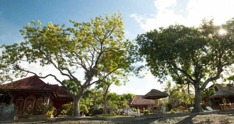 호텔 Segara Bukit Seaside Cottages
