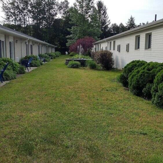 فندق Travelodge By Wyndham Port Elgin
