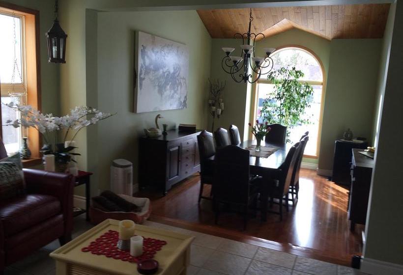 בית מלון כפרי Vangorda Place Bed & Breakfast