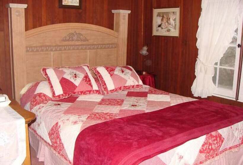 בית מלון כפרי Windspire Inn