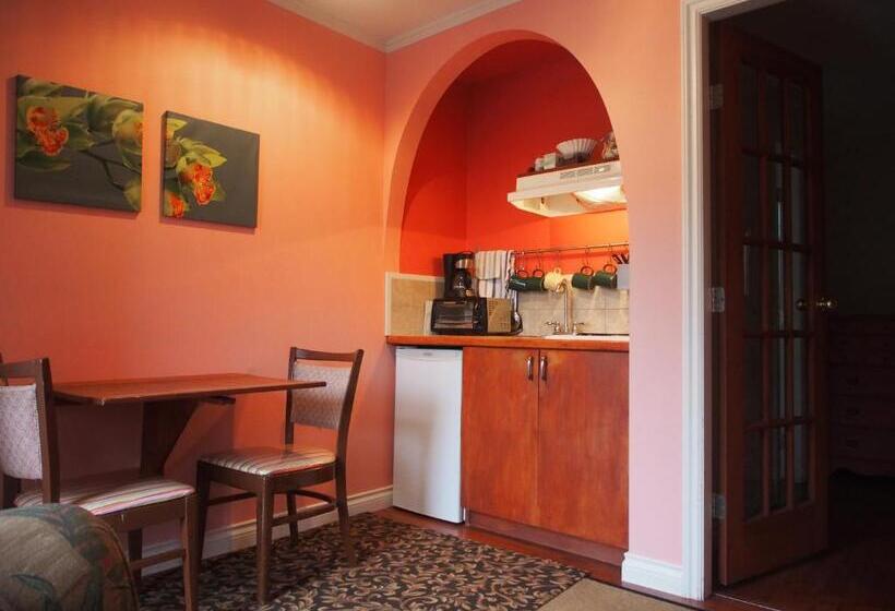 هتل Woodside Inn