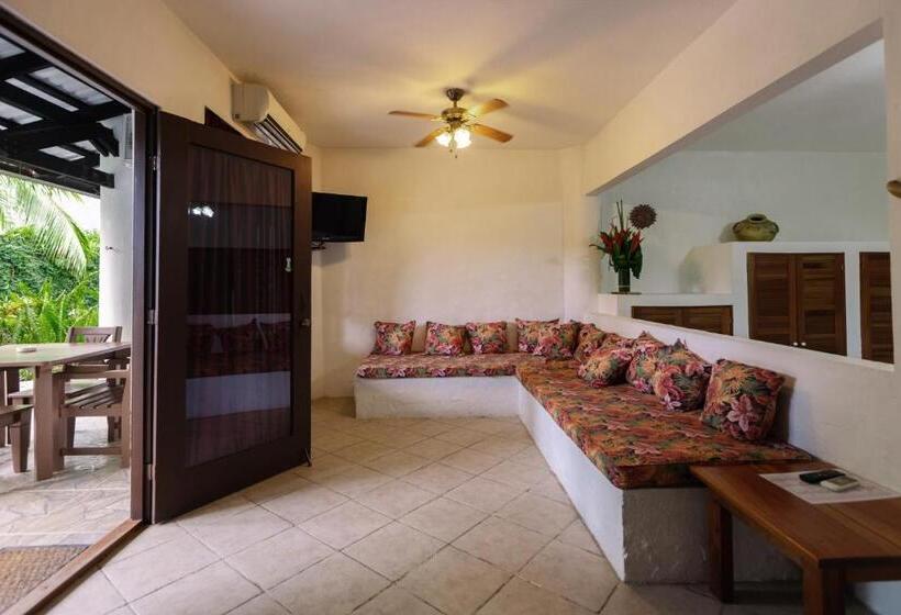 استراحتگاه Condiminium Villas Mymosa