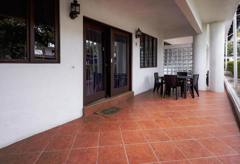 استراحتگاه Condiminium Villas Mymosa