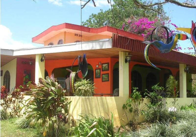 تختخواب و صبحانه Aparthotel Villa Pacande & Suites