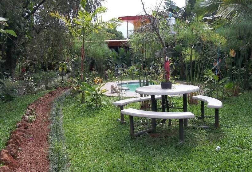 تختخواب و صبحانه Aparthotel Villa Pacande & Suites