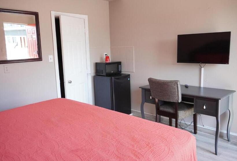 Crestwood Motel