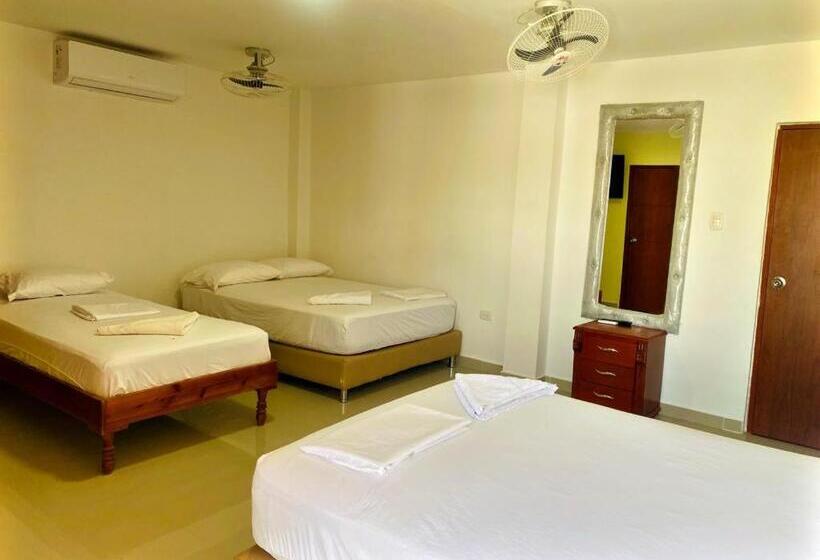 Hostel Green Light