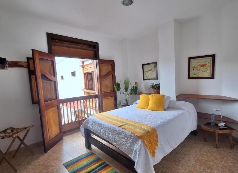 هتل Balcones Del Ayer