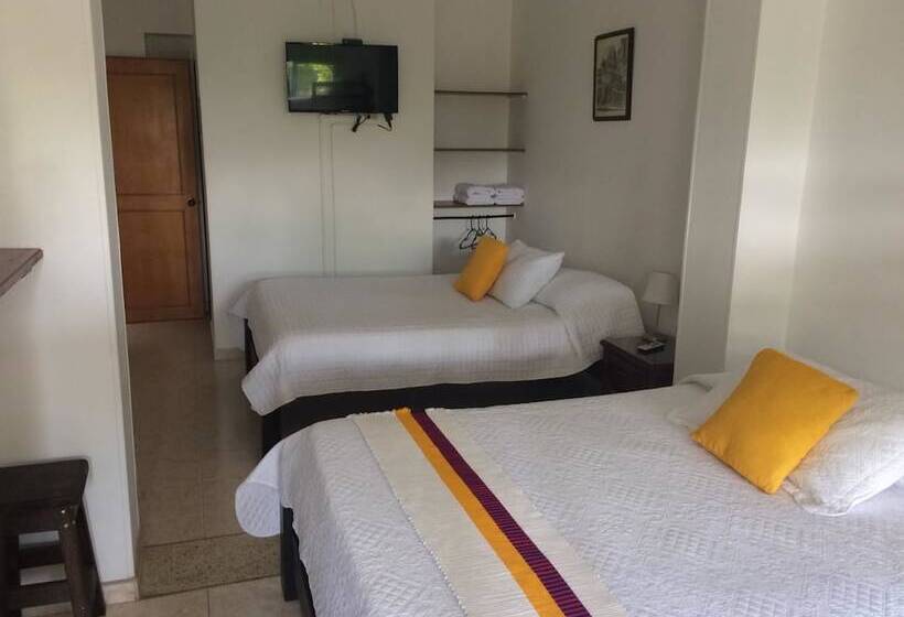 هتل Balcones Del Ayer
