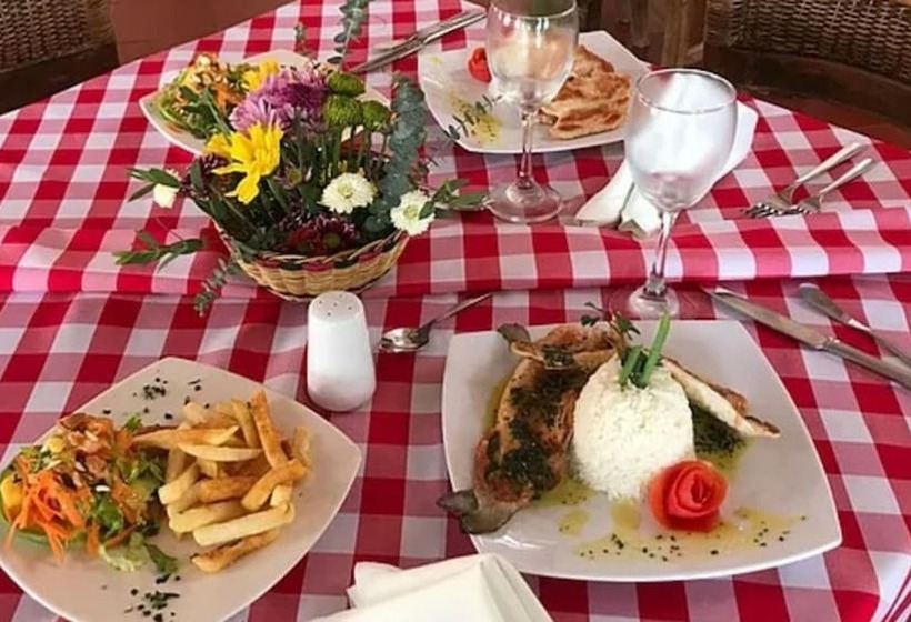 هتل Club Campestre El Bosque De La Villa