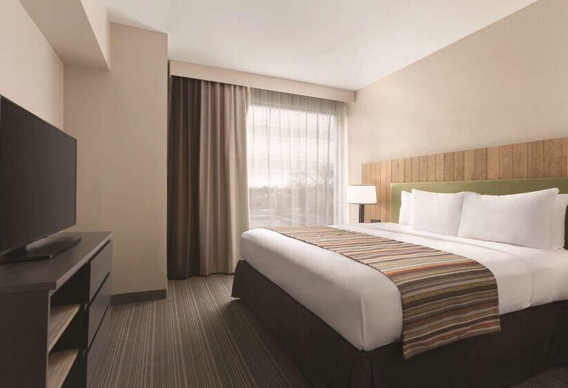 هتل Country Inn & Suites By Radisson, Belleville, On