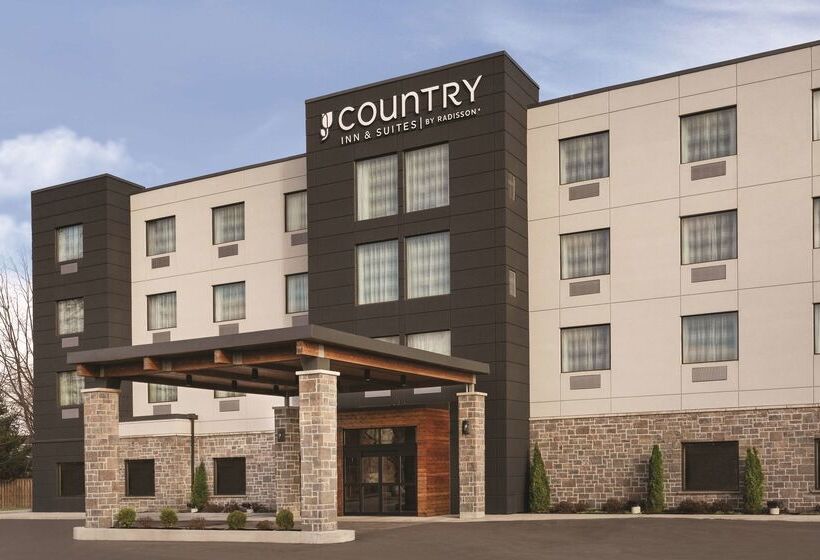 هتل Country Inn & Suites By Radisson, Belleville, On