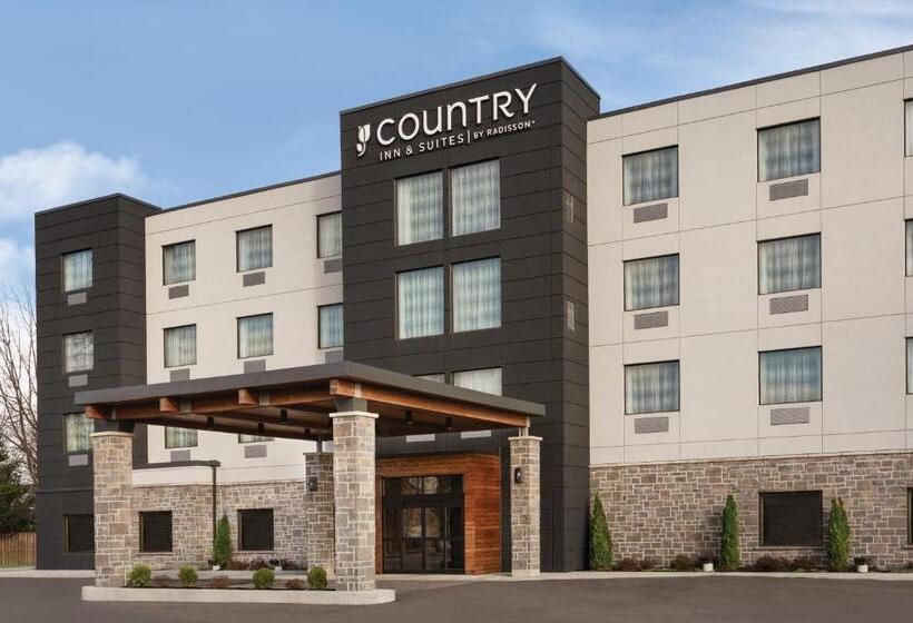 هتل Country Inn & Suites By Radisson, Belleville, On