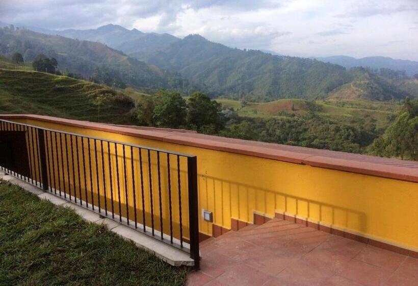 هتل Ecoresort Gran Azul