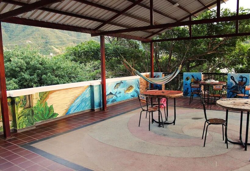 ホテル San Marcos Taganga