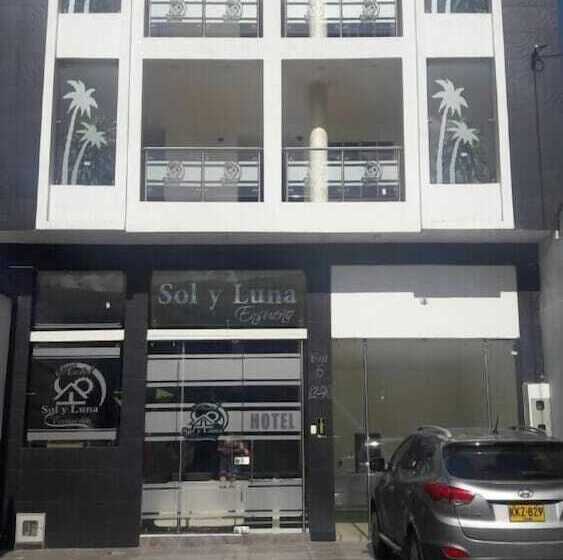 هتل Sol Y Luna