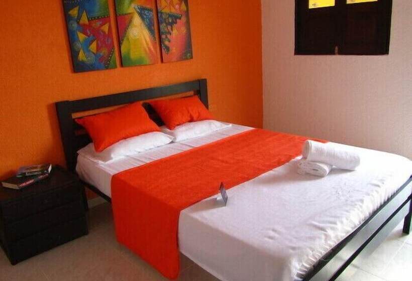 هاستل La Masia Hostal